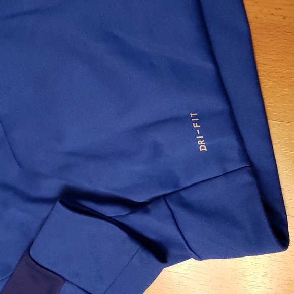 COPY - Nike DRI-FIT hoodie - Picture 3 of 4